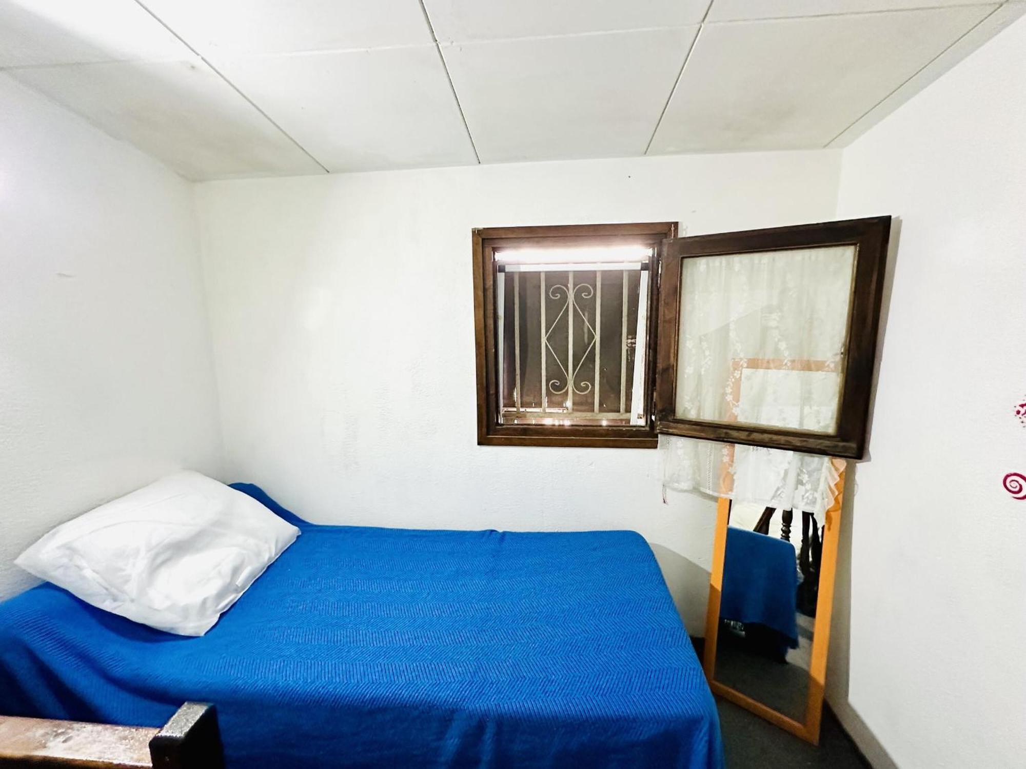 5060- Casa Petite, En Zona Tranquila, A.a. Salon Y Piscina Comunitaria. - Es-258-150