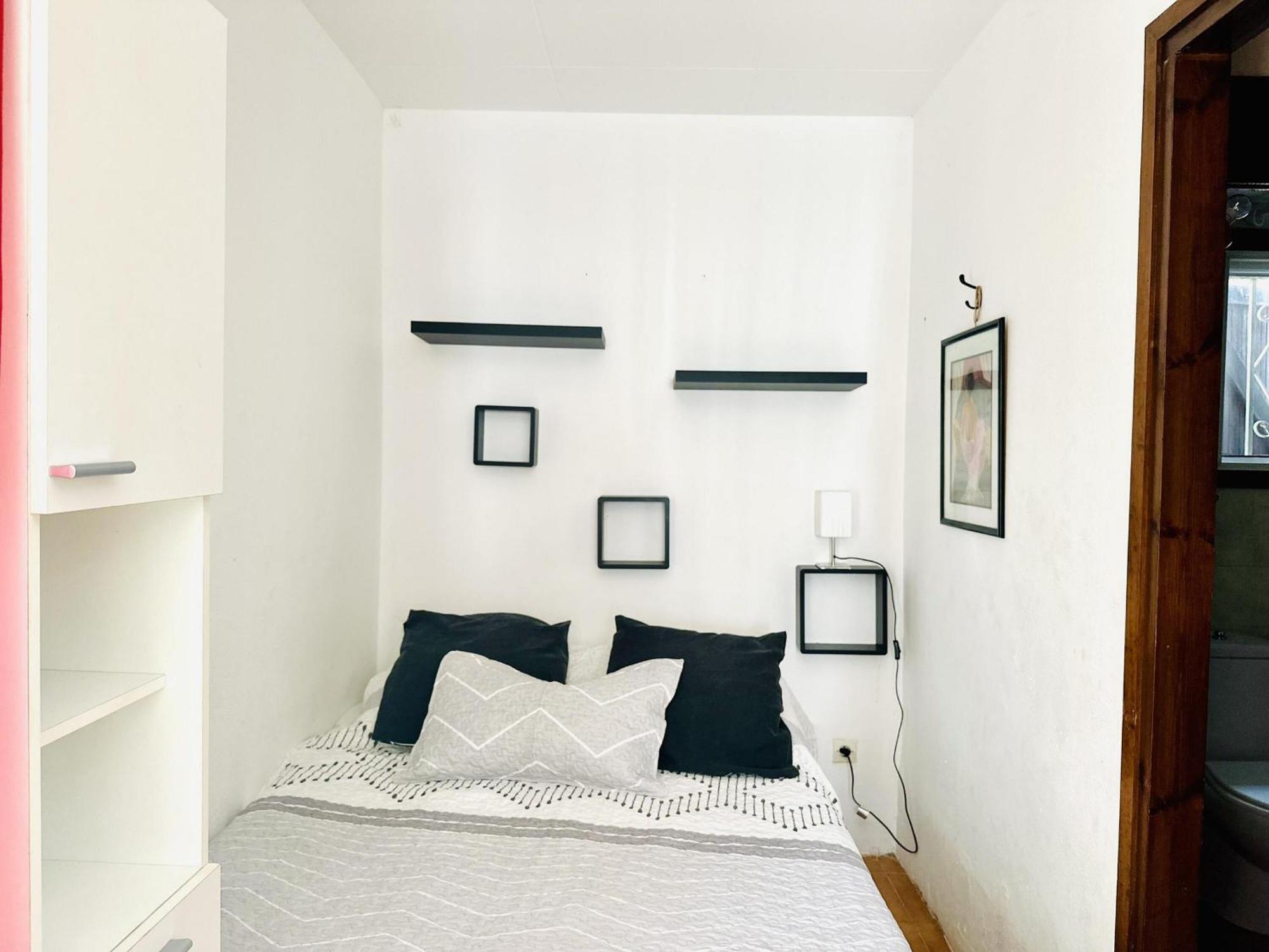 Holiday home 5060- Casa Petite, En Zona Tranquila, A.a. Salon Y Piscina Comunitaria. - Es-258-150