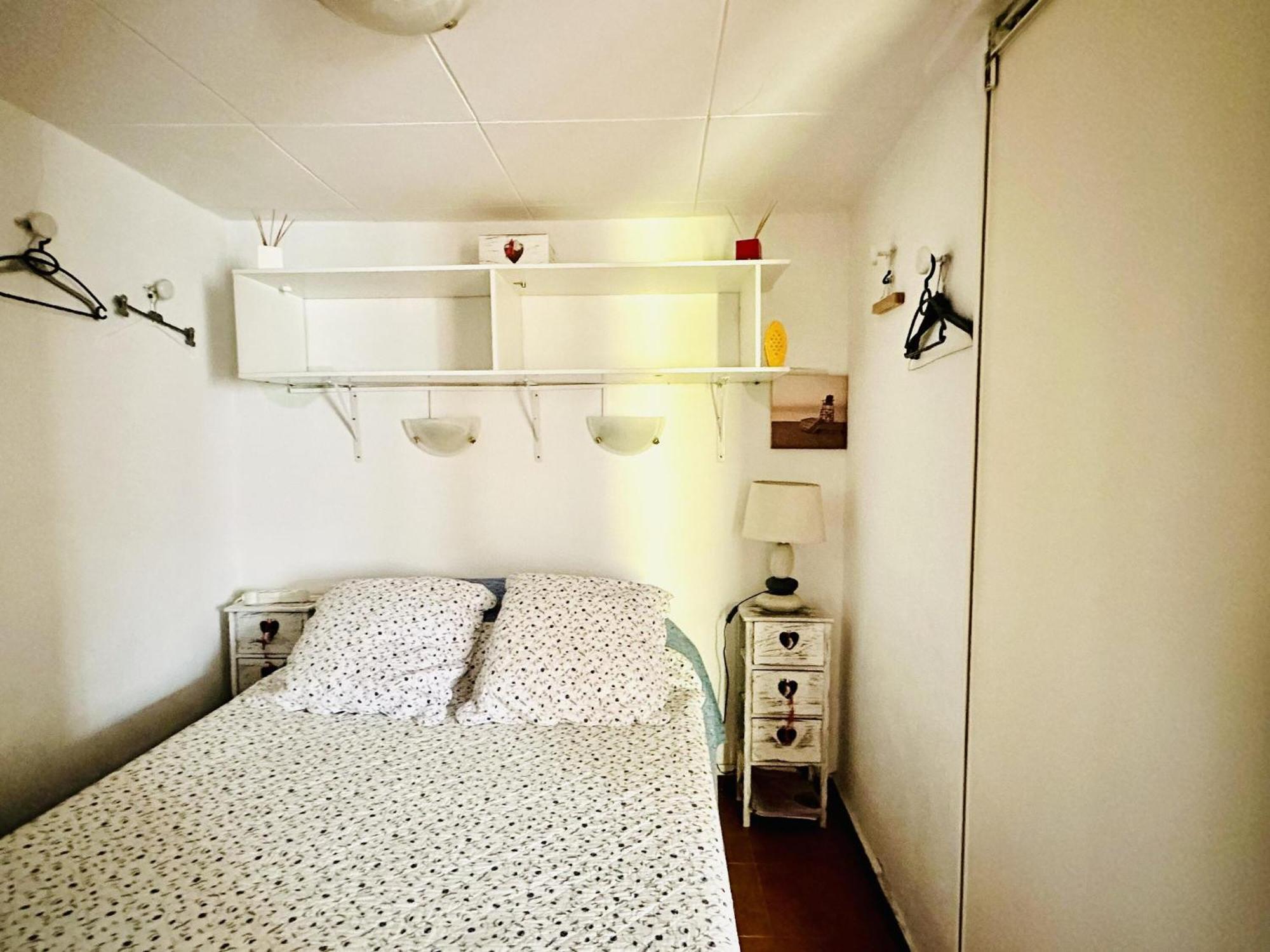 5060- Casa Petite, En Zona Tranquila, A.a. Salon Y Piscina Comunitaria. - Es-258-150