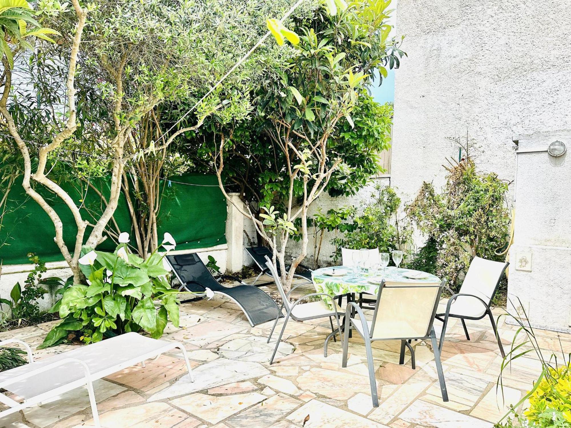 Holiday home 5060- Casa Petite, En Zona Tranquila, A.a. Salon Y Piscina Comunitaria. - Es-258-150